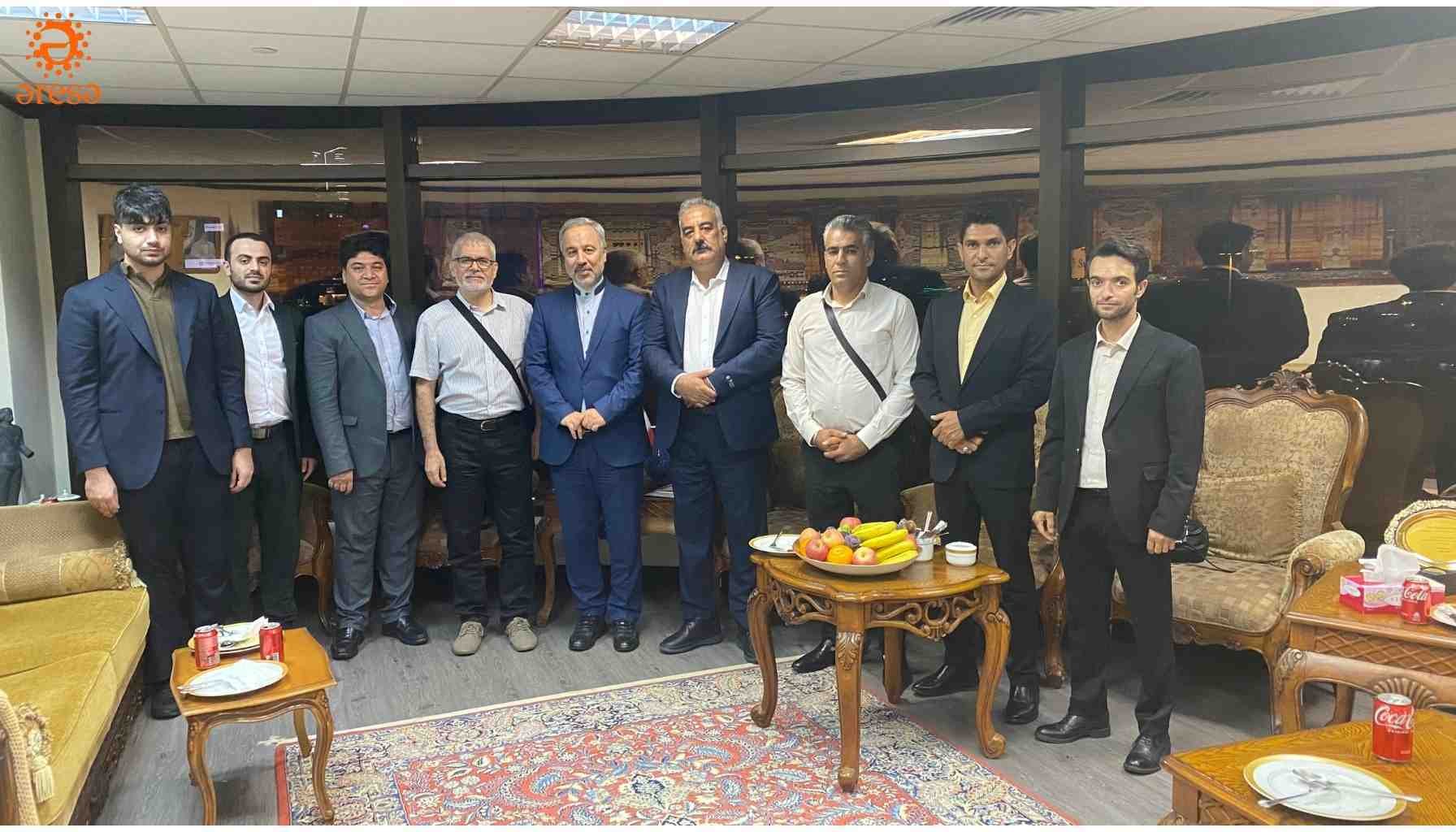 دیدار غرفه داران پاویلیون ایران با سرکنسول ایران در هنگ کنگ - آرسا